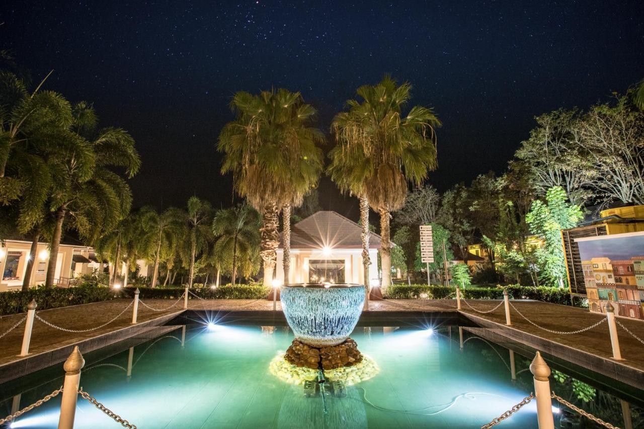 Leaves Valley Resort Nong Ya Plong Exterior foto